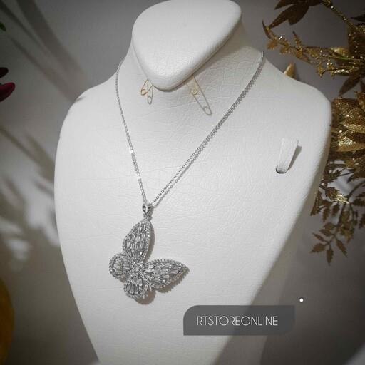 گردنبند پروانه فول نگین